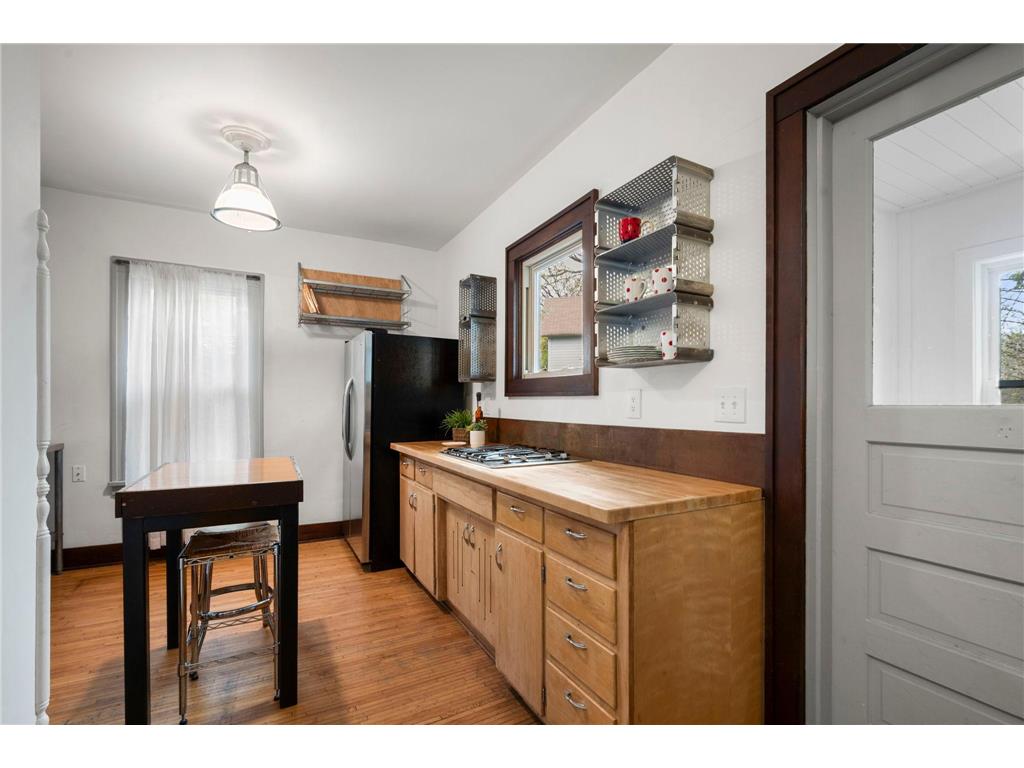 194 Logan Avenue N Minneapolis MN 55405 7068791 image56