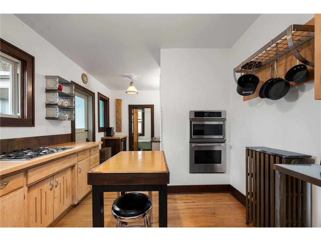 194 Logan Avenue N Minneapolis MN 55405 7068791 image7