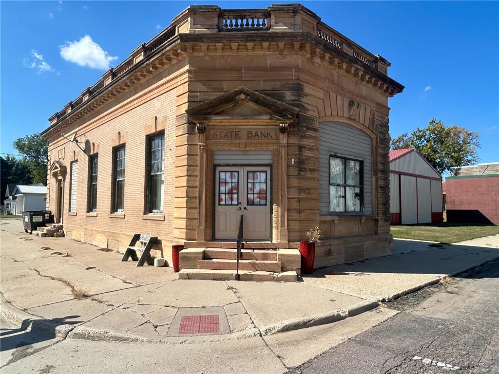 194 Main Street Round Lake MN 56167 6789305 image1