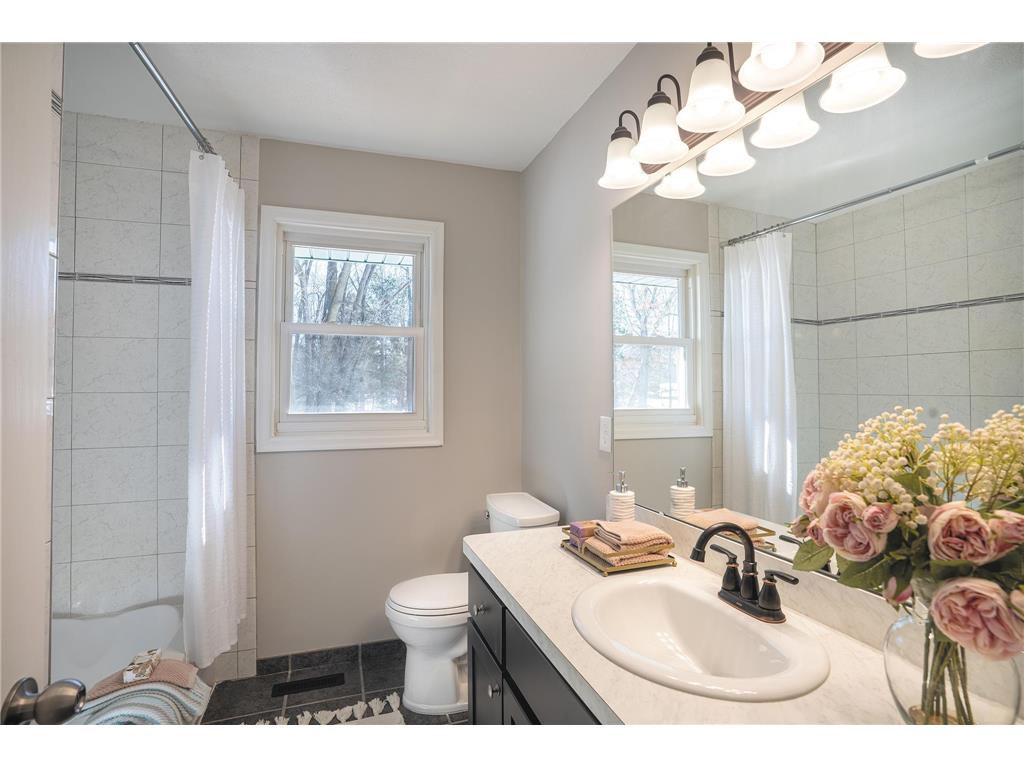 1940 169th Avenue NE Ham Lake MN 55304 7033900 image30