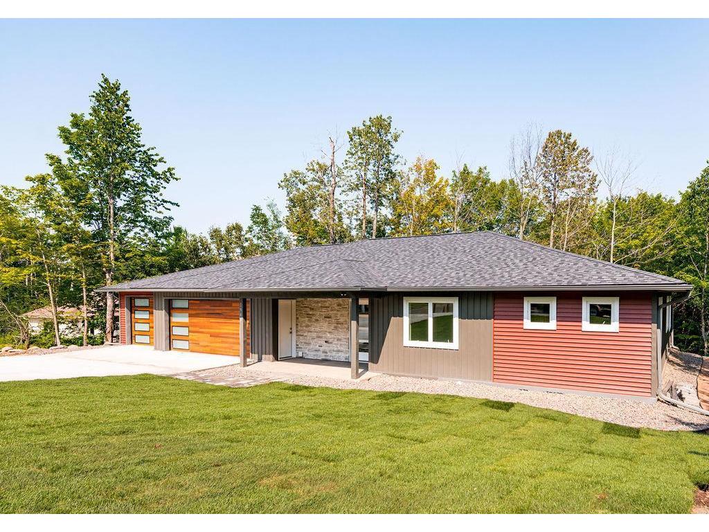 1940 Chinook Dr Duluth MN 55811 6576328 image1