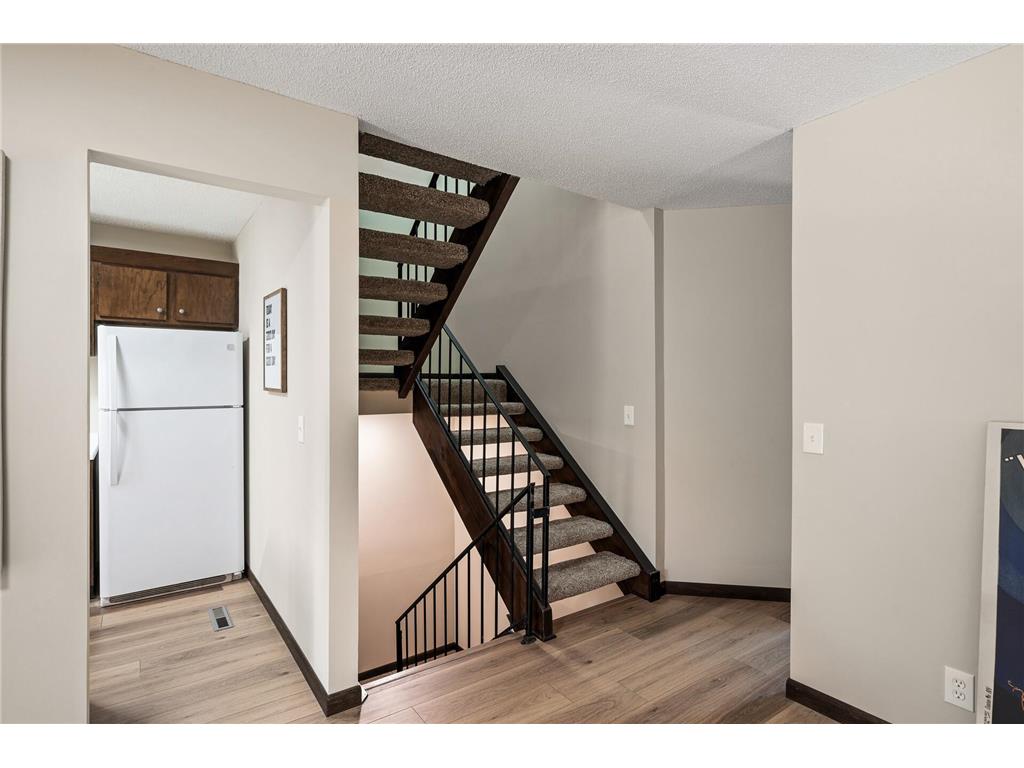 1940 Dupont Avenue S Minneapolis MN 55403 7000485 image14