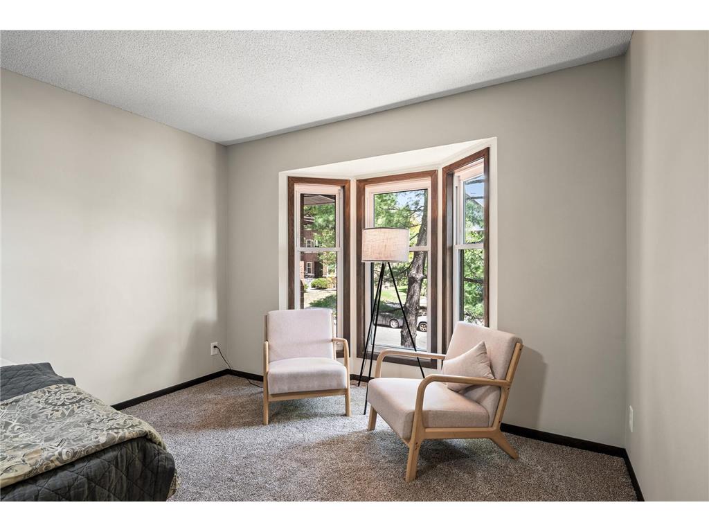 1940 Dupont Avenue S Minneapolis MN 55403 7000485 image16