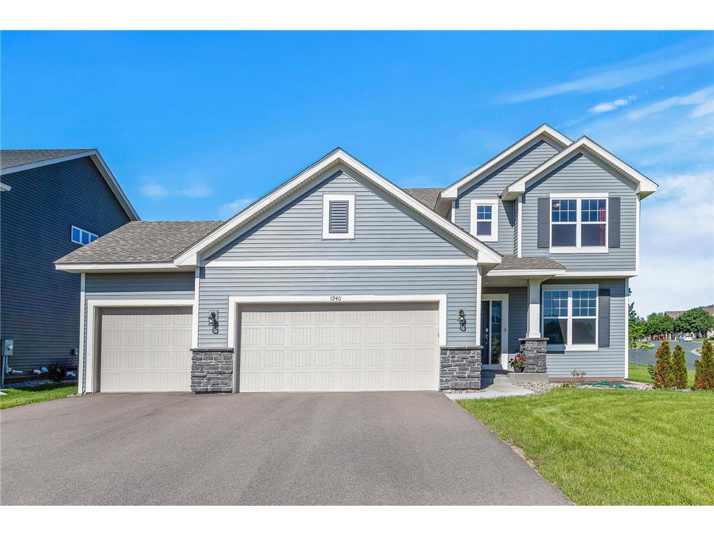1940 Eagle Ridge Loop, Shakopee, MN 55379 MLS 6212615 Edina Realty