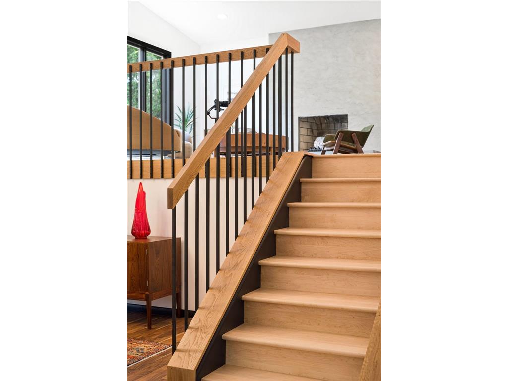 1940 Hunter Lane Mendota Heights MN 55118 7076755 image34