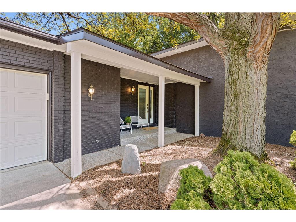 1940 Hunter Lane Mendota Heights MN 55118 7076755 image81