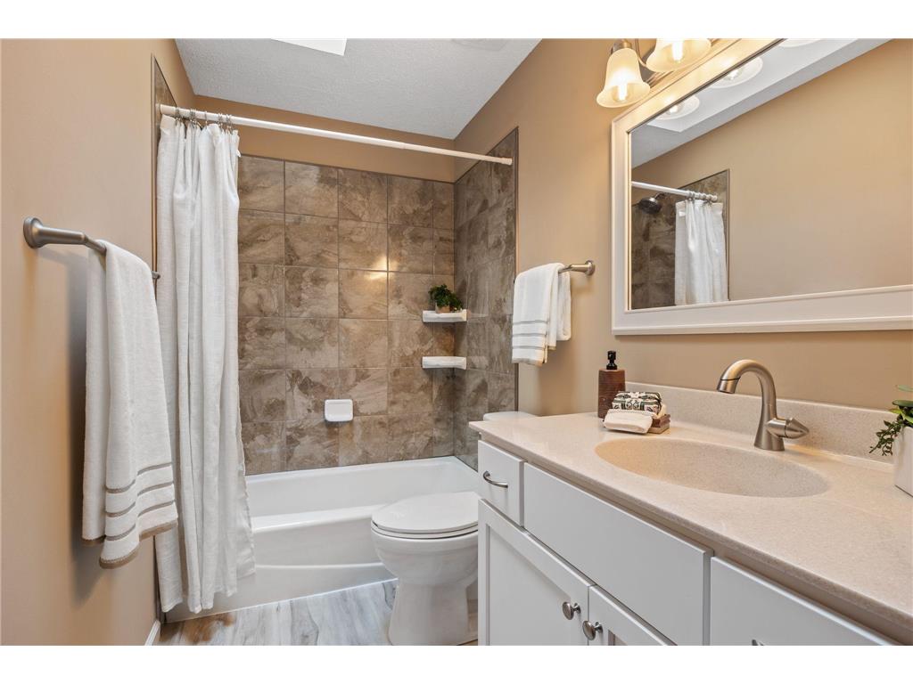 1941 Berkshire Drive Eagan MN 55122 7098080 image14