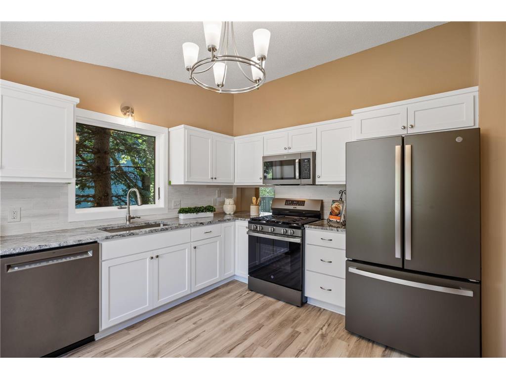 1941 Berkshire Drive Eagan MN 55122 7098080 image5