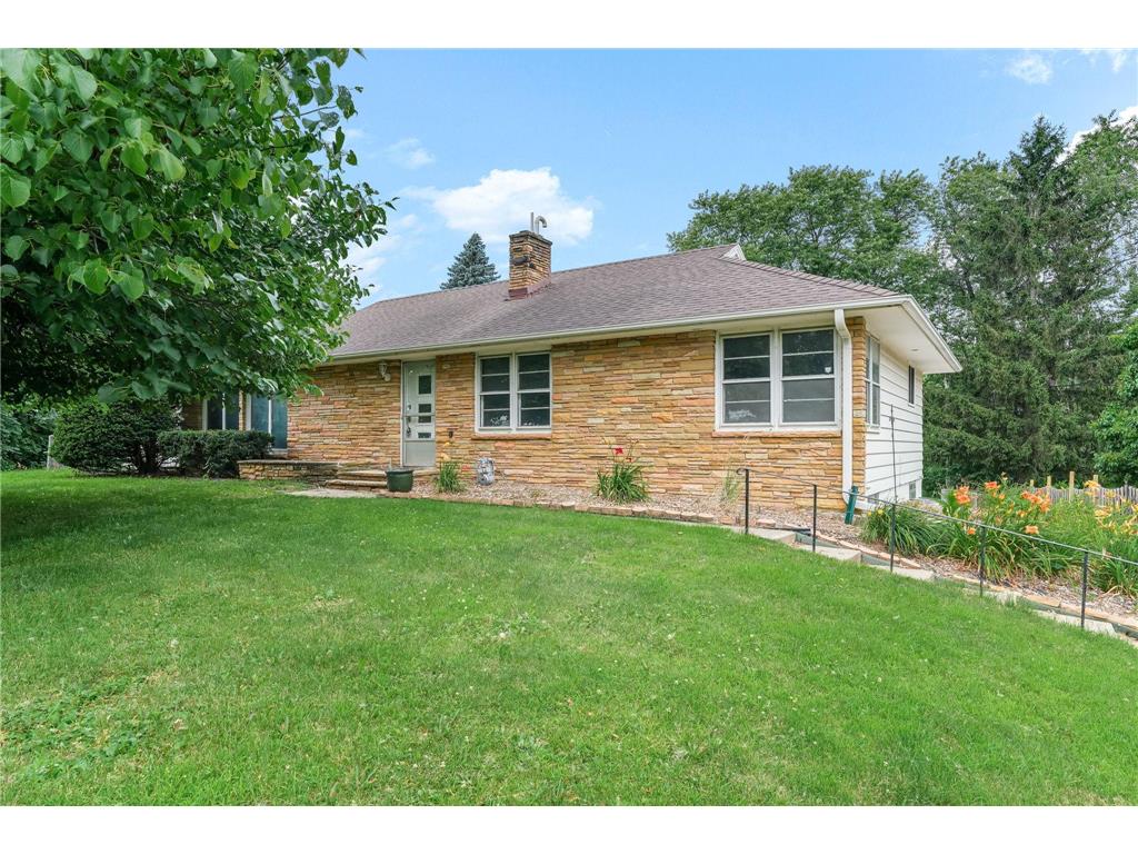 1941 Dodd Road Mendota Heights MN 55118 6759075 image1