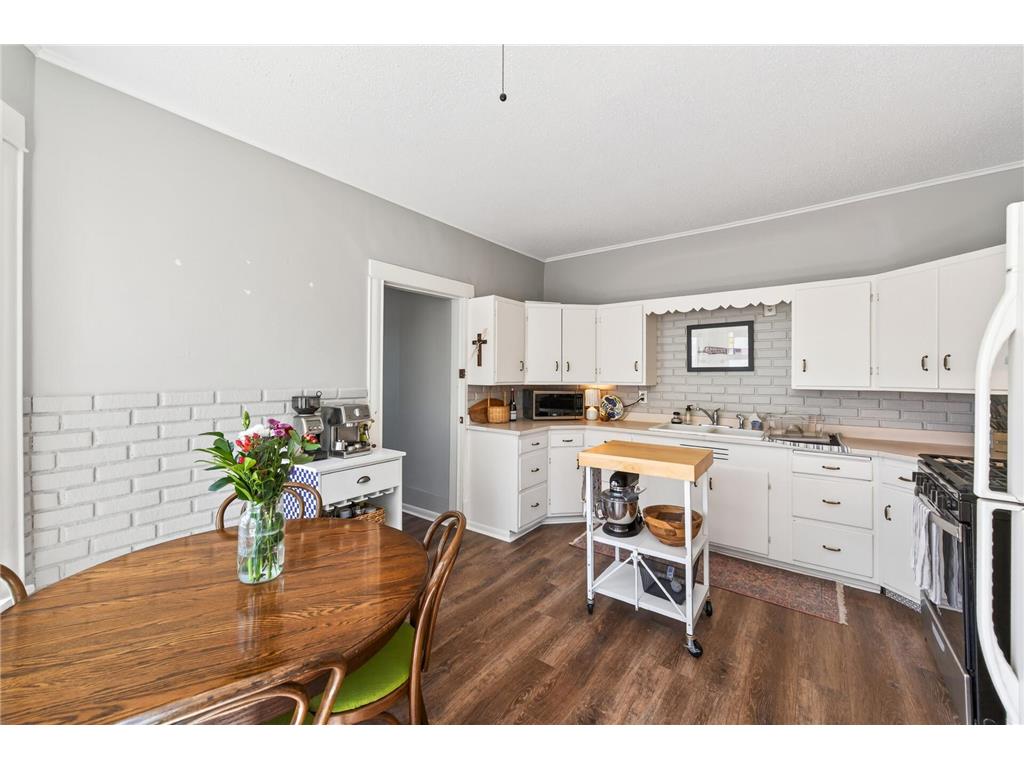 1942 Lincoln Street NE Minneapolis MN 55418 7061374 image16