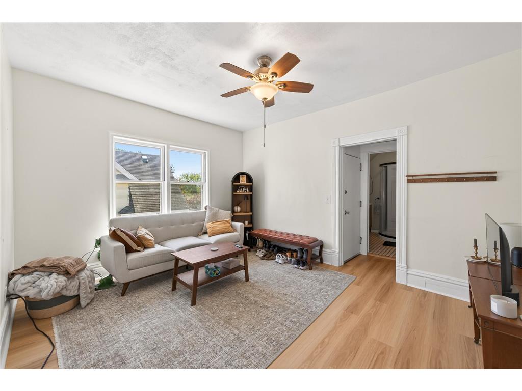1942 Lincoln Street NE Minneapolis MN 55418 7061374 image2
