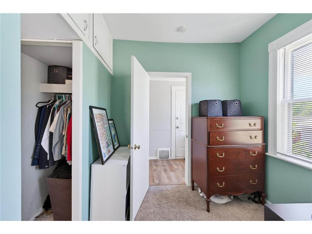1942 Lincoln Street NE Minneapolis MN 55418 7061374 image22