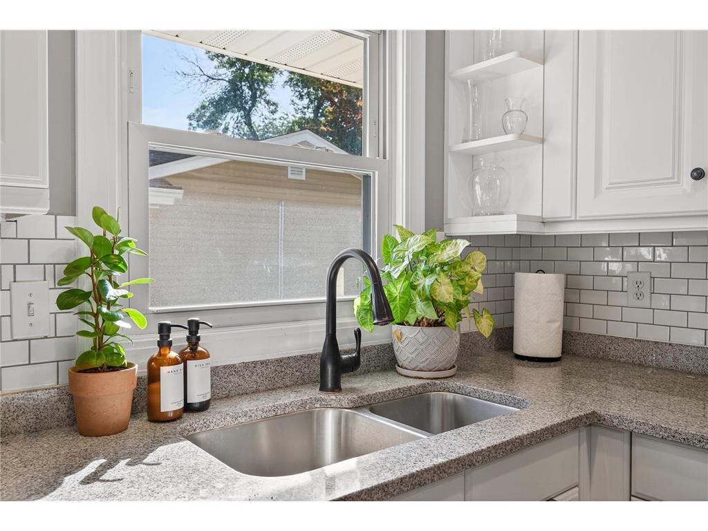 1942 Mounds Avenue New Brighton MN 55112 6793486 image23