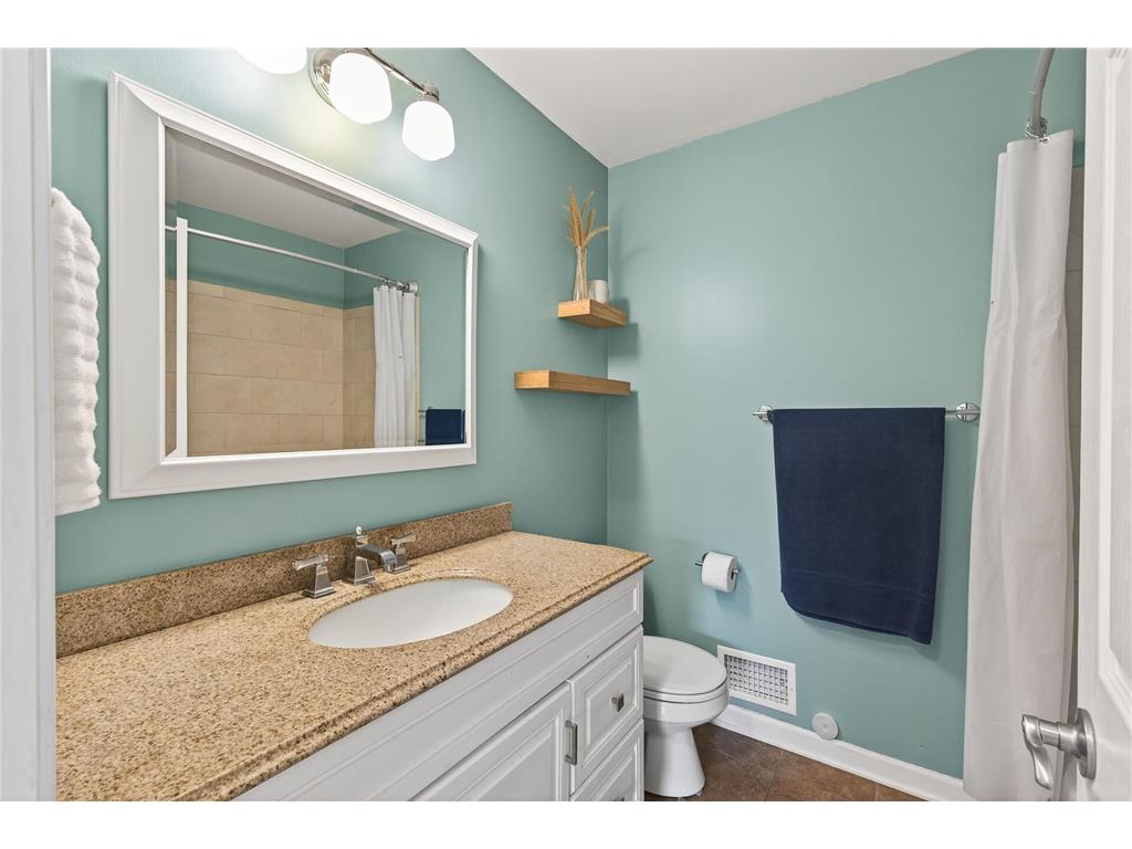 1942 Mounds Avenue New Brighton MN 55112 6793486 image29