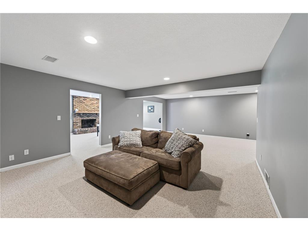 1942 Mounds Avenue New Brighton MN 55112 6793486 image32