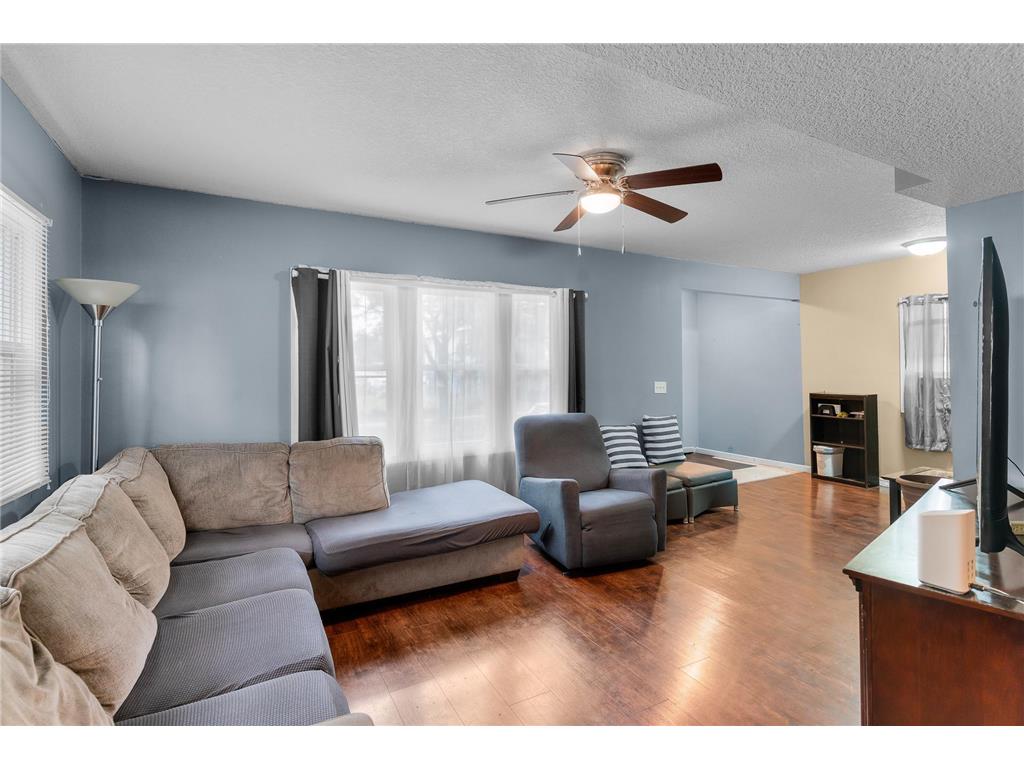 1942 Oliver Avenue N Minneapolis MN 55411 7008902 image11