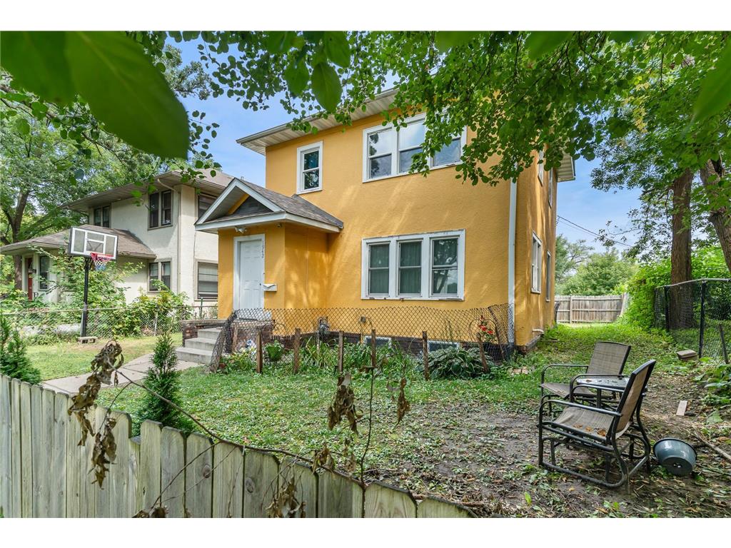 1942 Oliver Avenue N Minneapolis MN 55411 7008902 image3