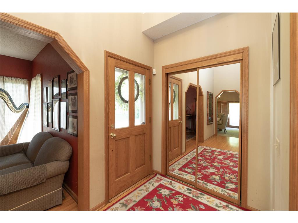 1943 Safari Trail Eagan MN 55122 6743424 image1