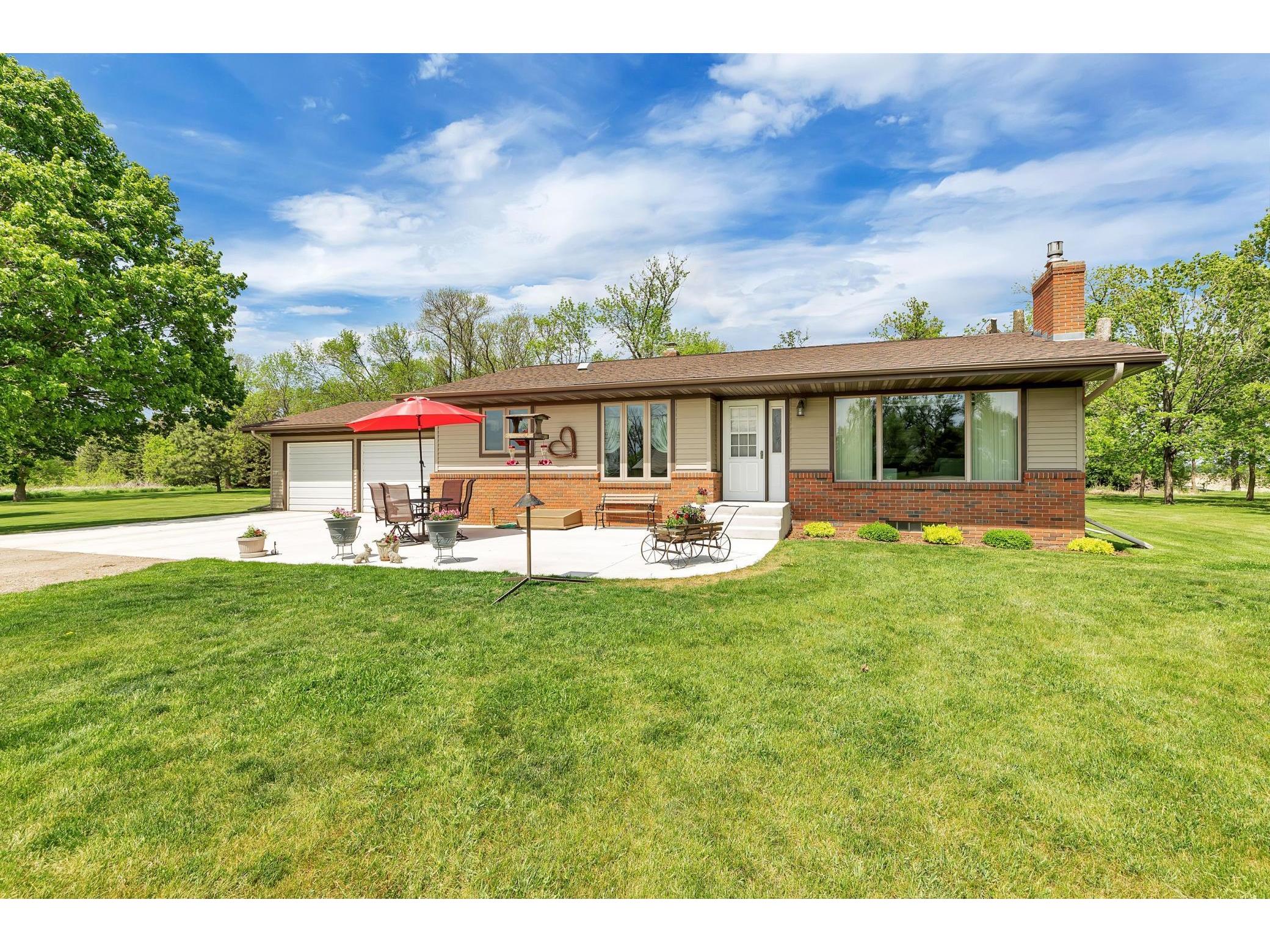 19439 440th Avenue, Morris, MN, 56267 MLS 5762937 Edina Realty