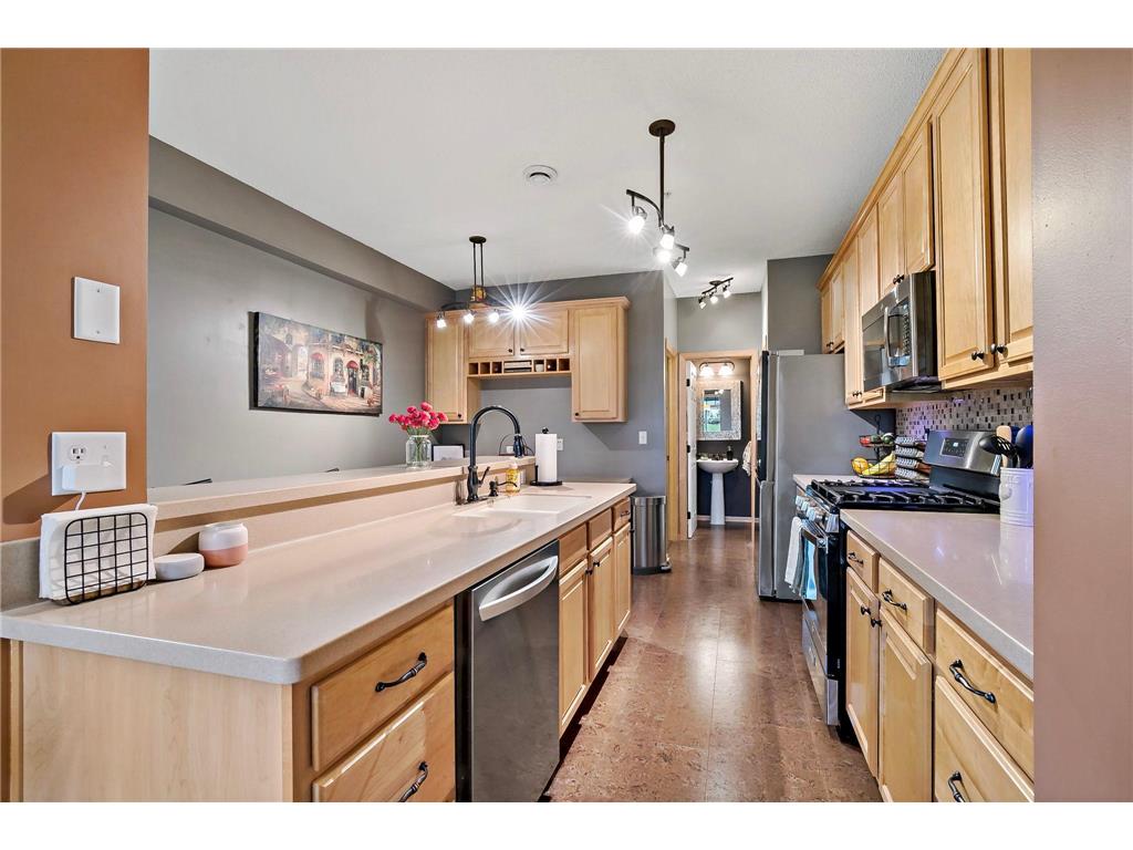 1944 Commonwealth Boulevard #4 Chanhassen MN 55317 7026071 image10