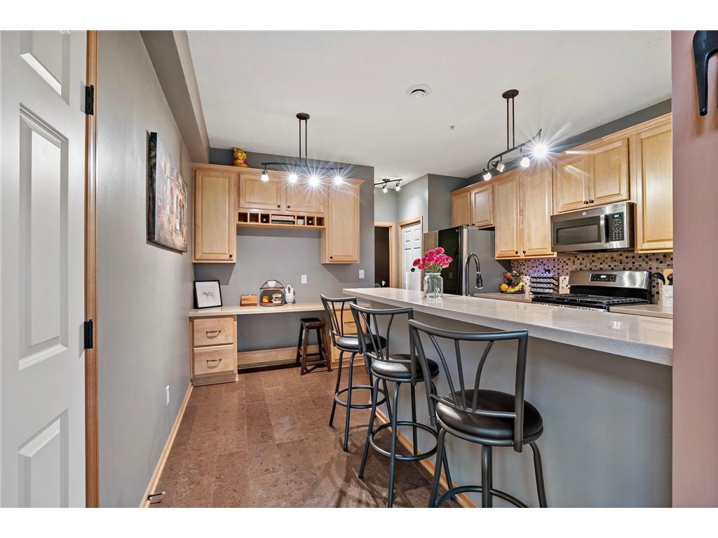 1944 Commonwealth Boulevard #4 Chanhassen MN 55317 7026071 image11