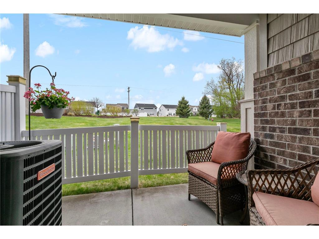1944 Commonwealth Boulevard #4 Chanhassen MN 55317 7026071 image9