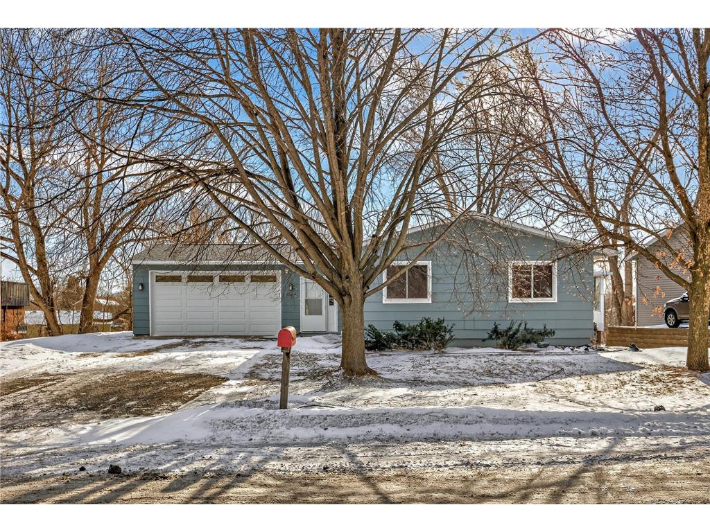 1944 Davis Court Shakopee MN 55379 7013818 image1