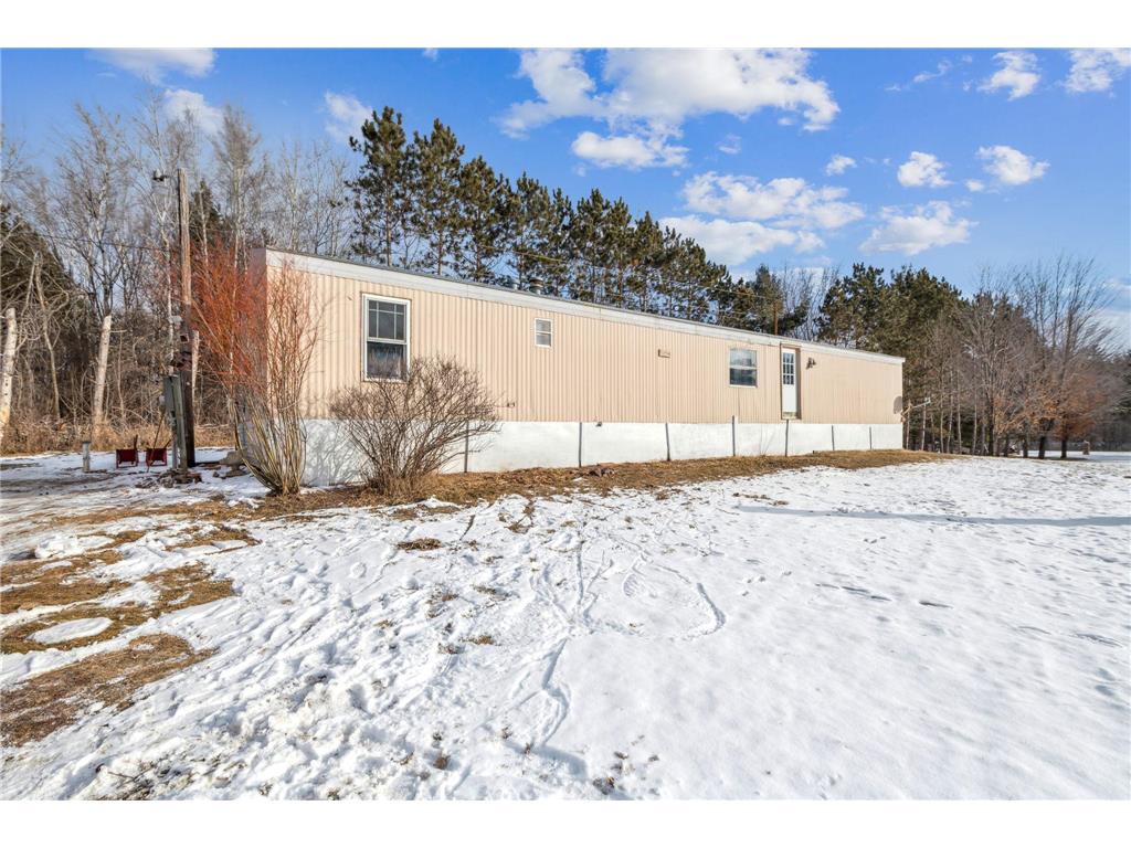 1944 Dennis Road Mora MN 55051 6490598 image1