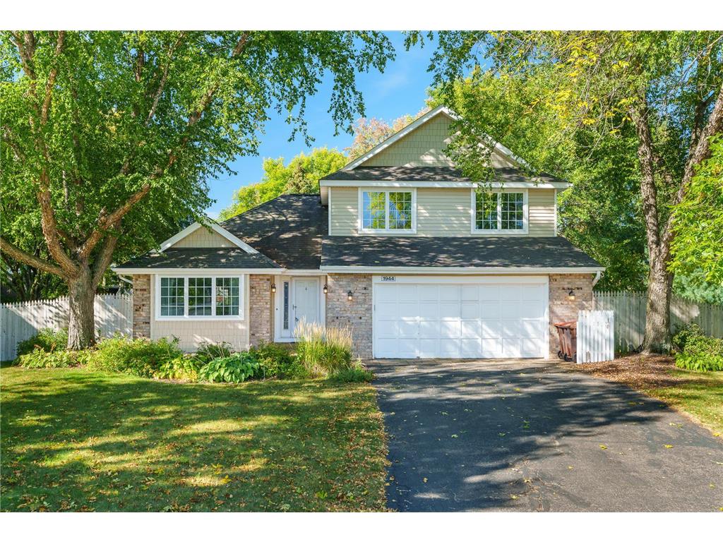1944 Orchard Drive, Woodbury, MN, 55125 MLS 6266515 Edina Realty