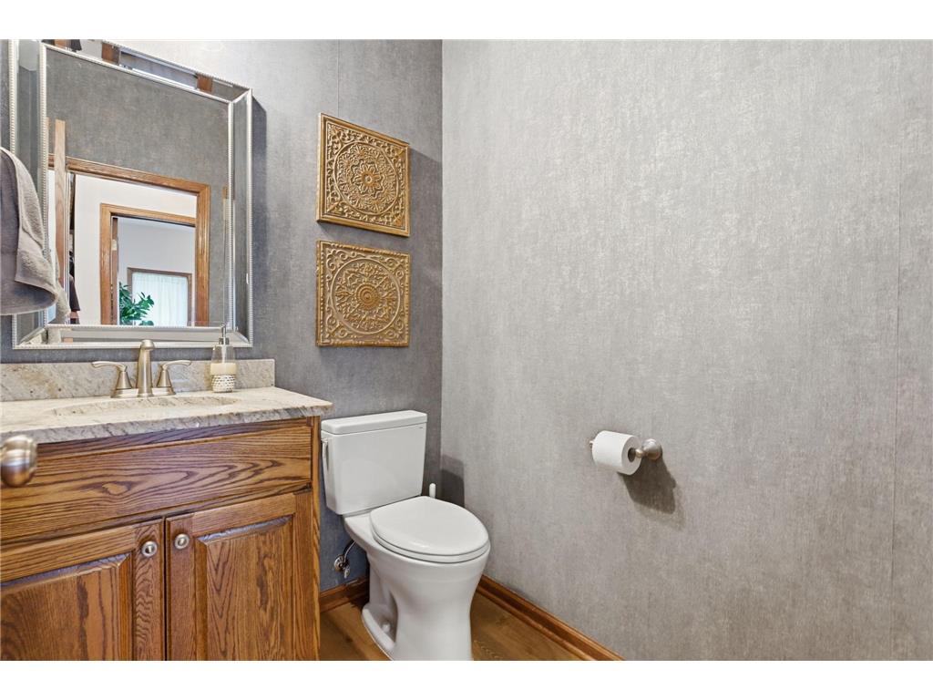 1945 Division Street N North Saint Paul MN 55109 7086605 image21