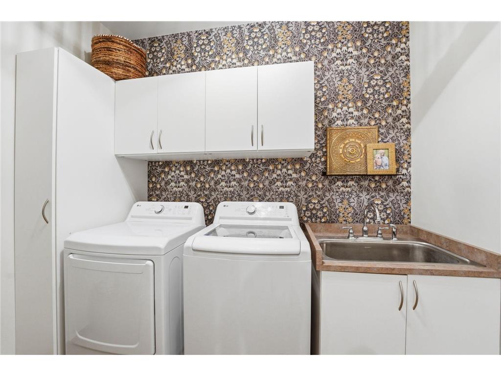 1945 Division Street N North Saint Paul MN 55109 7086605 image22