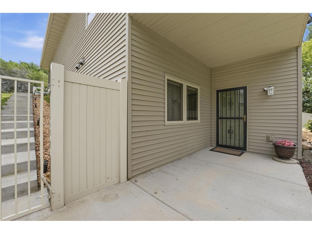 1945 Division Street N North Saint Paul MN 55109 7086605 image42