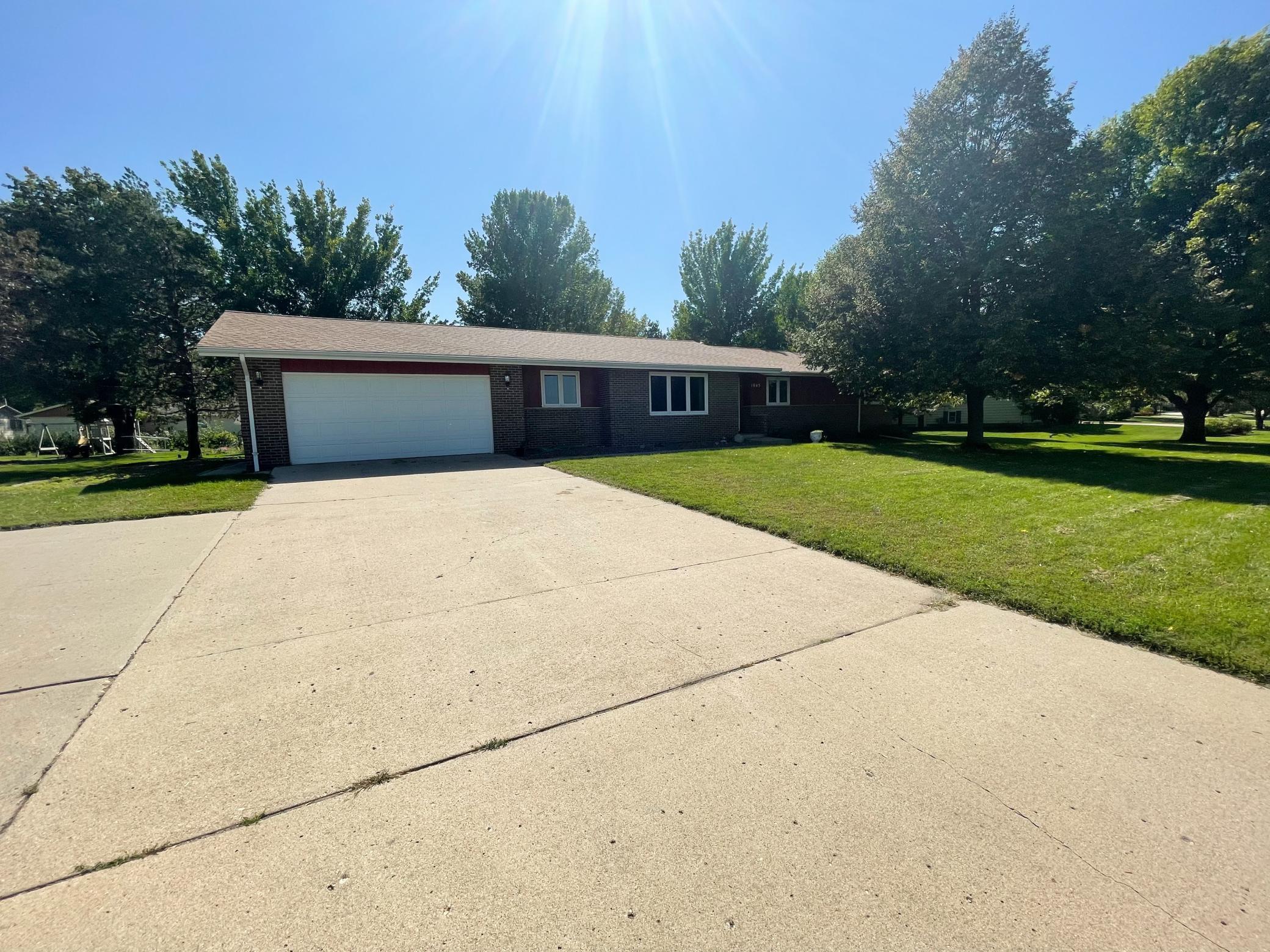 1945 S Shore Drive Worthington MN 56187 - Okabena 6101337 image1