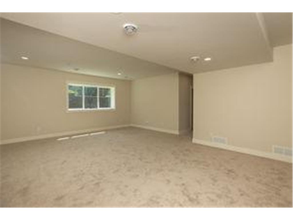 1945 Spruce Meadows Drive SE Rochester MN 55904 6739769 image23