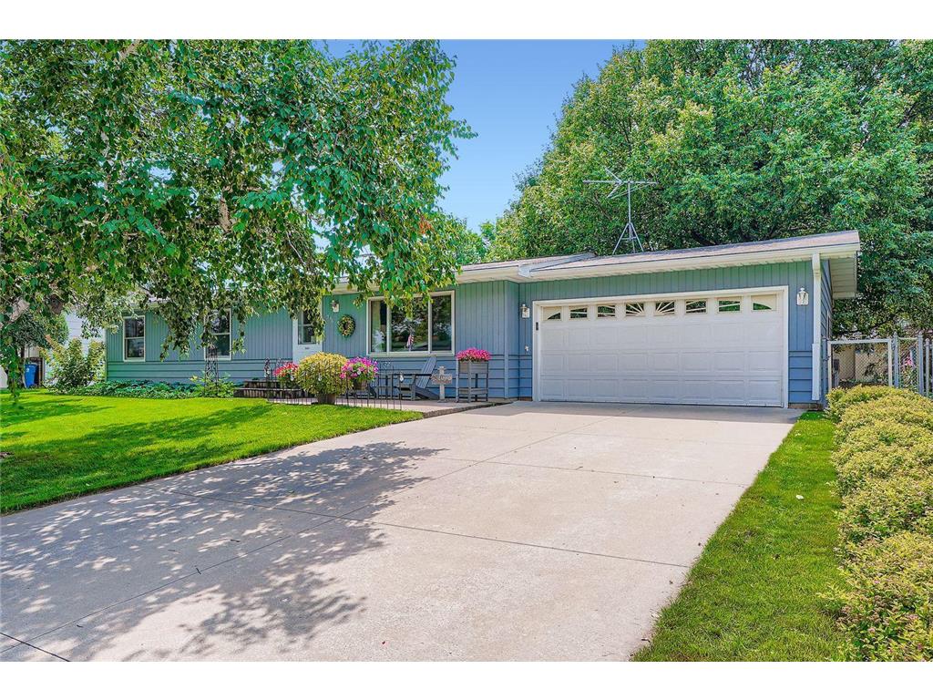 1946 11th Avenue E Shakopee MN 55379 6774252 image1