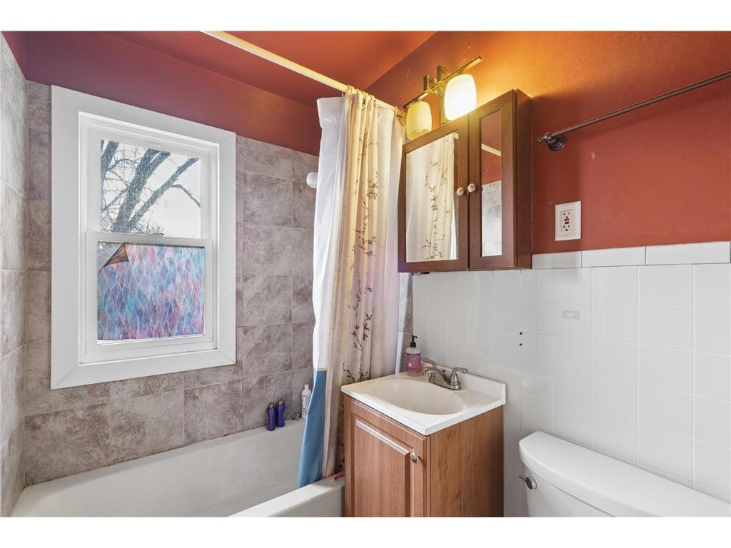 1946 Dorothea Avenue Saint Paul MN 55116 7054568 image11