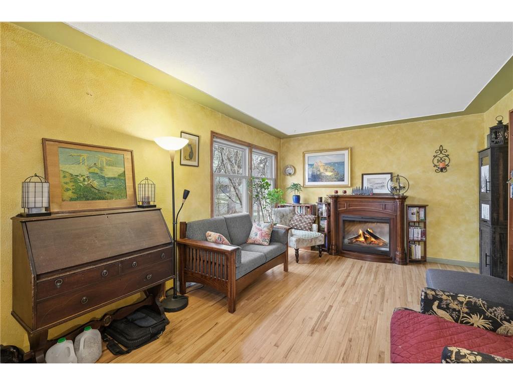 1946 Dorothea Avenue Saint Paul MN 55116 7054568 image2