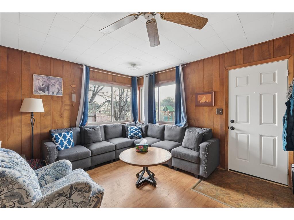 1946 Dorothea Avenue Saint Paul MN 55116 7054568 image4