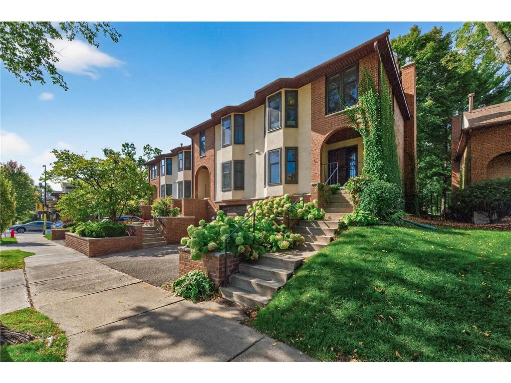 1946 Dupont Avenue S Minneapolis MN 55403 7042614 image1