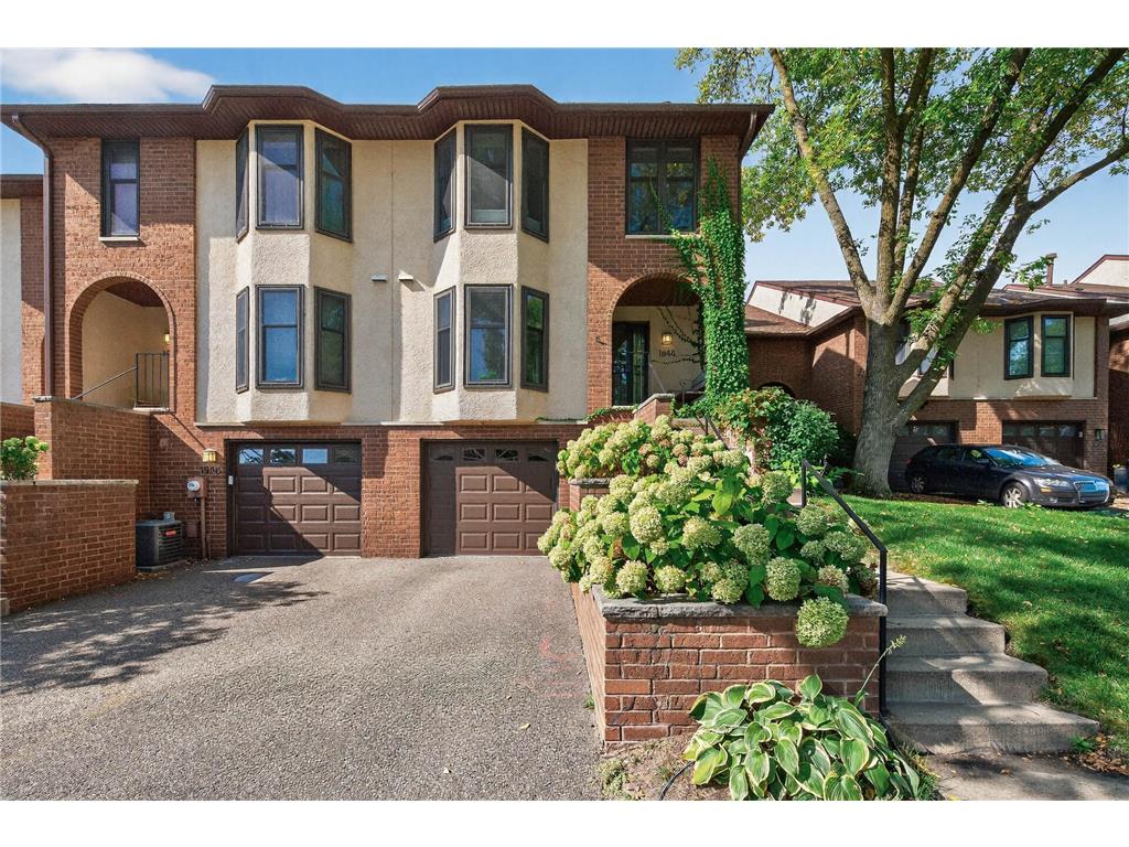 1946 Dupont Avenue S Minneapolis MN 55403 7042614 image26