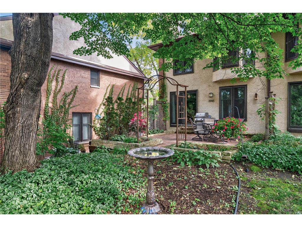 1946 Dupont Avenue S Minneapolis MN 55403 7042614 image29