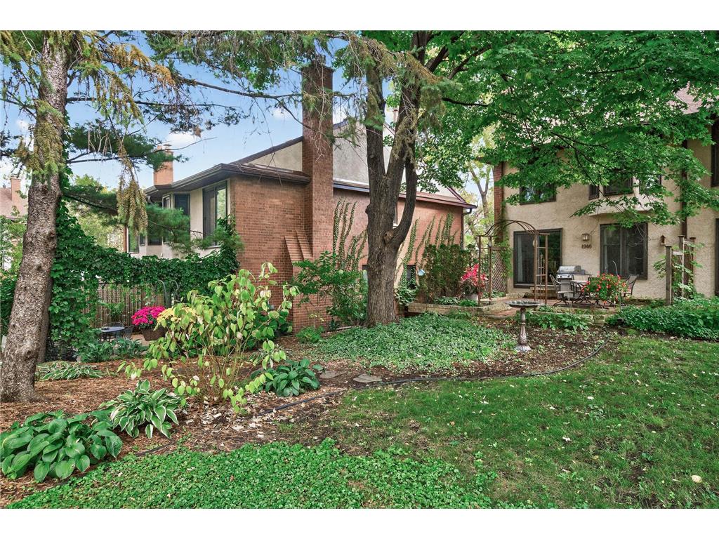 1946 Dupont Avenue S Minneapolis MN 55403 7042614 image31
