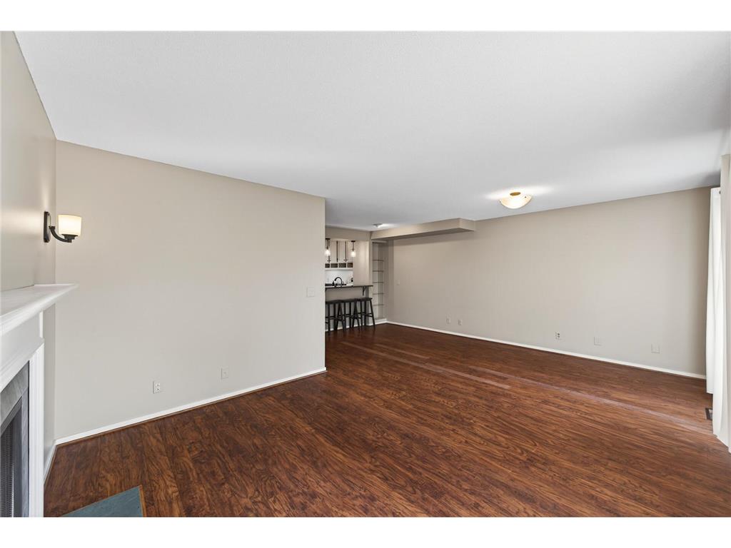 1946 Dupont Avenue S Minneapolis MN 55403 7042614 image7