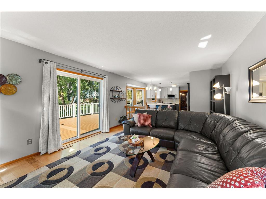 1946 Lochaven Alcove Woodbury MN 55125 7107162 image15
