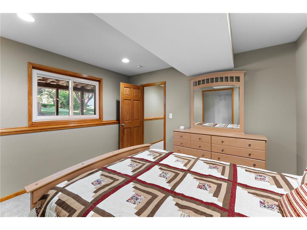 1946 Lochaven Alcove Woodbury MN 55125 7107162 image36