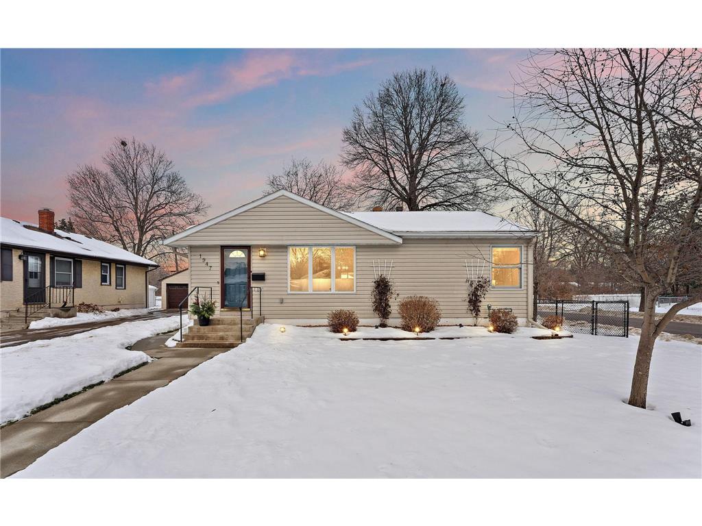 1947 Field Avenue Saint Paul MN 55116 7041995 image1