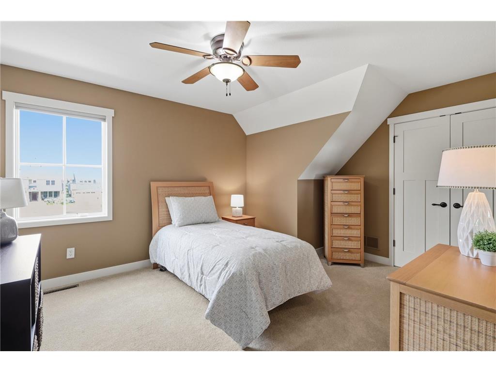 19475 Oak Grove Avenue Credit River Twp MN 55372 7090506 image32