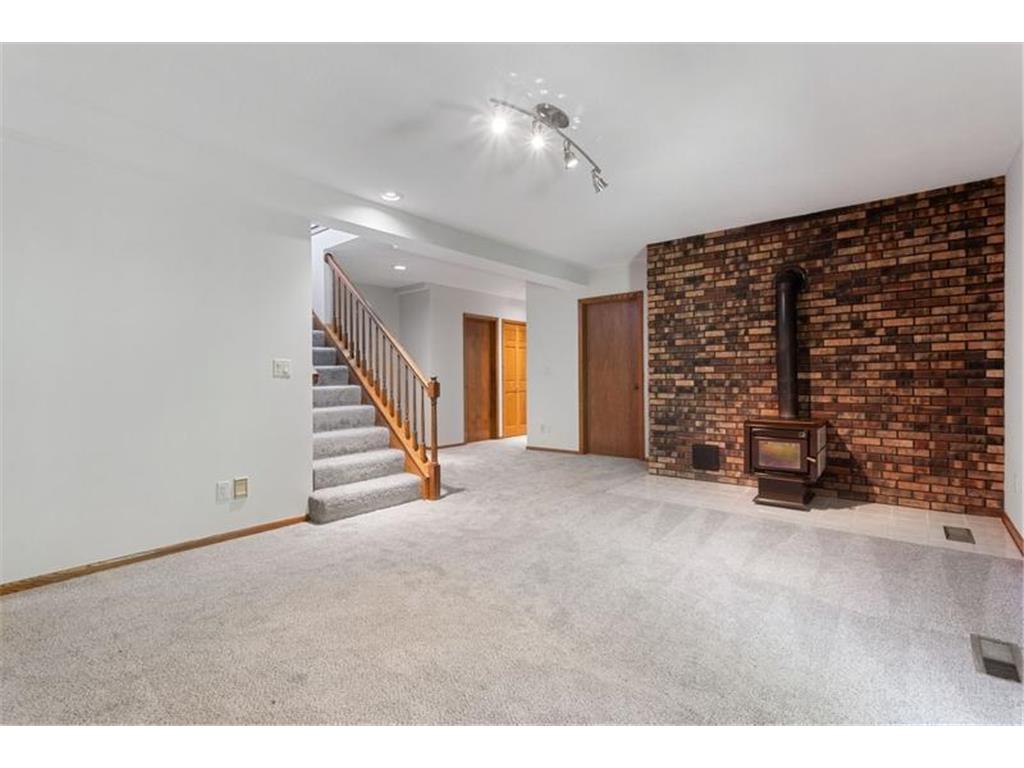 1948 Crown Point Drive Mendota Heights MN 55118 7072078 image15
