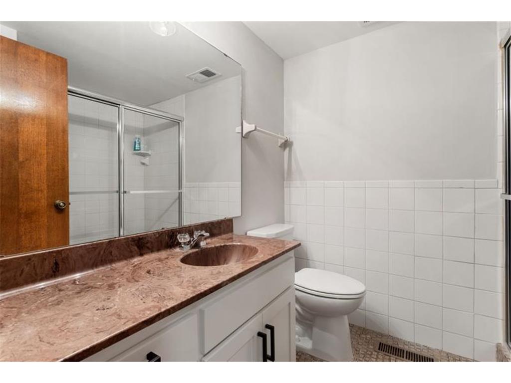 1948 Crown Point Drive Mendota Heights MN 55118 7072078 image22