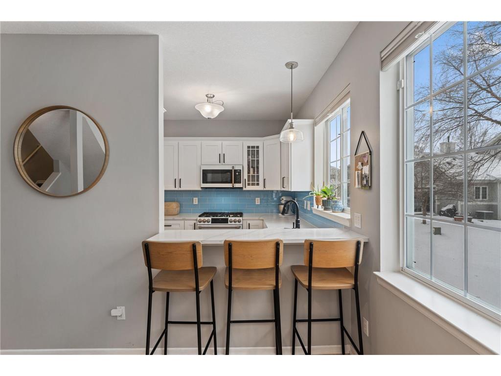 1948 Mainstreet Hopkins MN 55343 7009509 image10